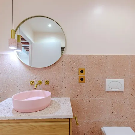 Glamorous Pink In Center Lägenhet Alicante