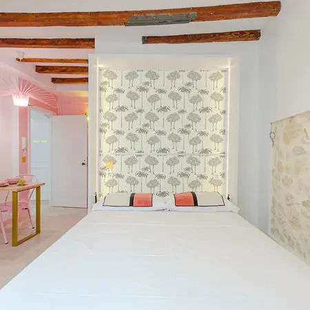 Lägenhet Glamorous Pink In Center Alicante